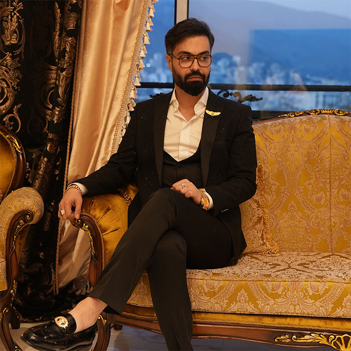 ماکان آریا پارسا مدیرعامل پارسی کانادا