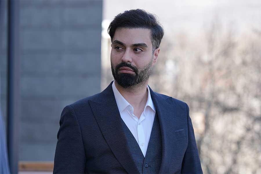 دکتر ماکان آریا پارسا